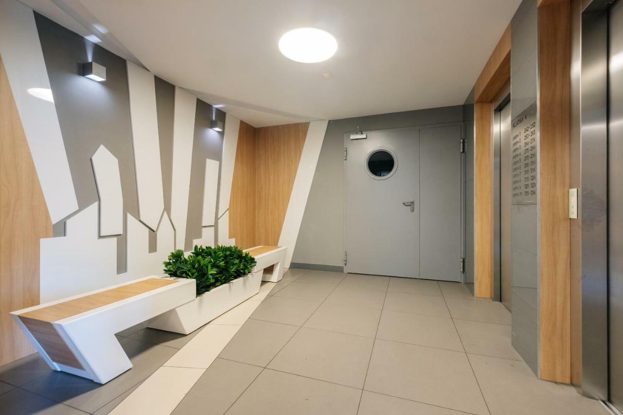 Stare Bielany 2-Bedroom Apartment Varşovia Exterior foto