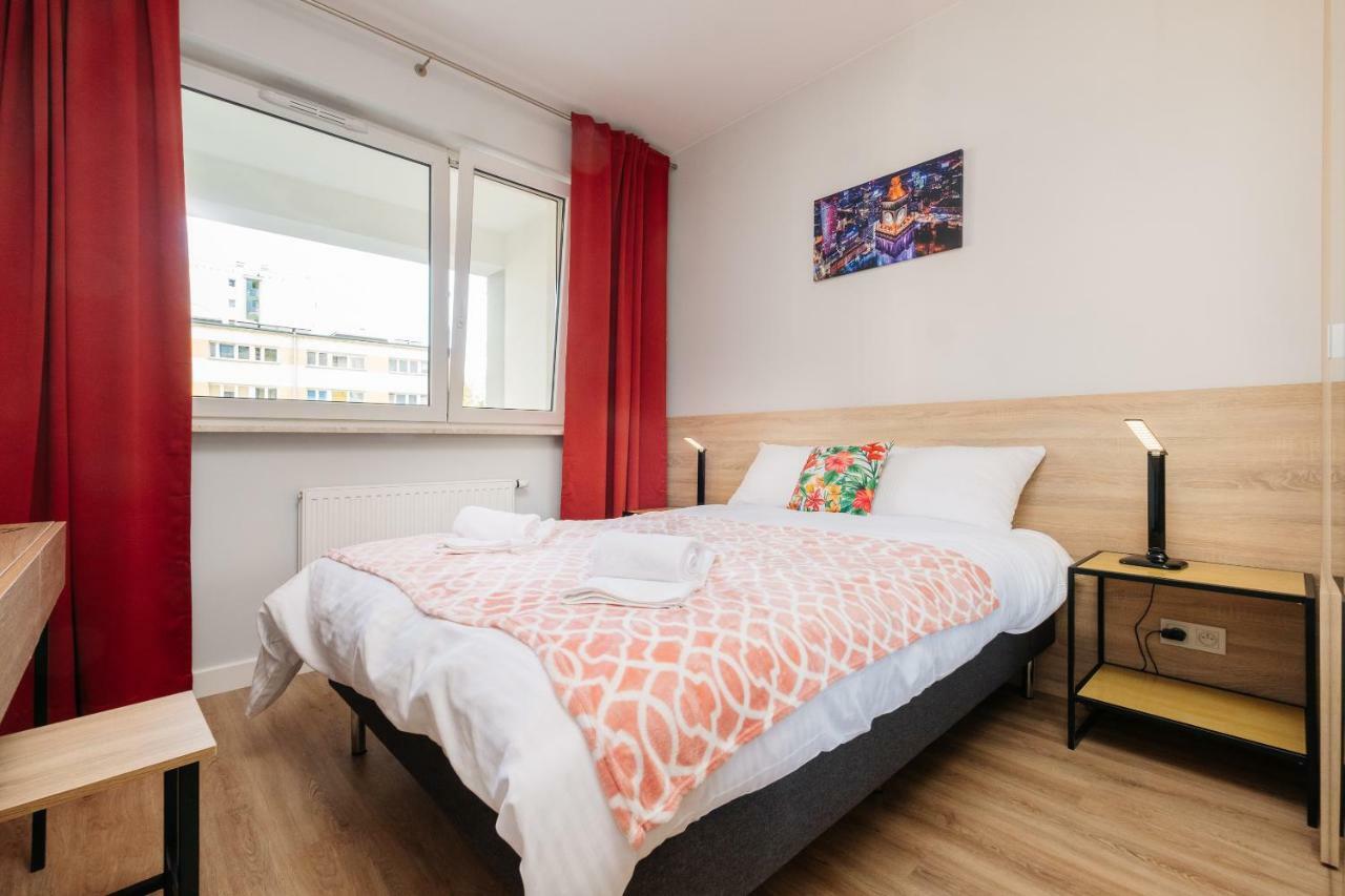 Stare Bielany 2-Bedroom Apartment Varşovia Exterior foto